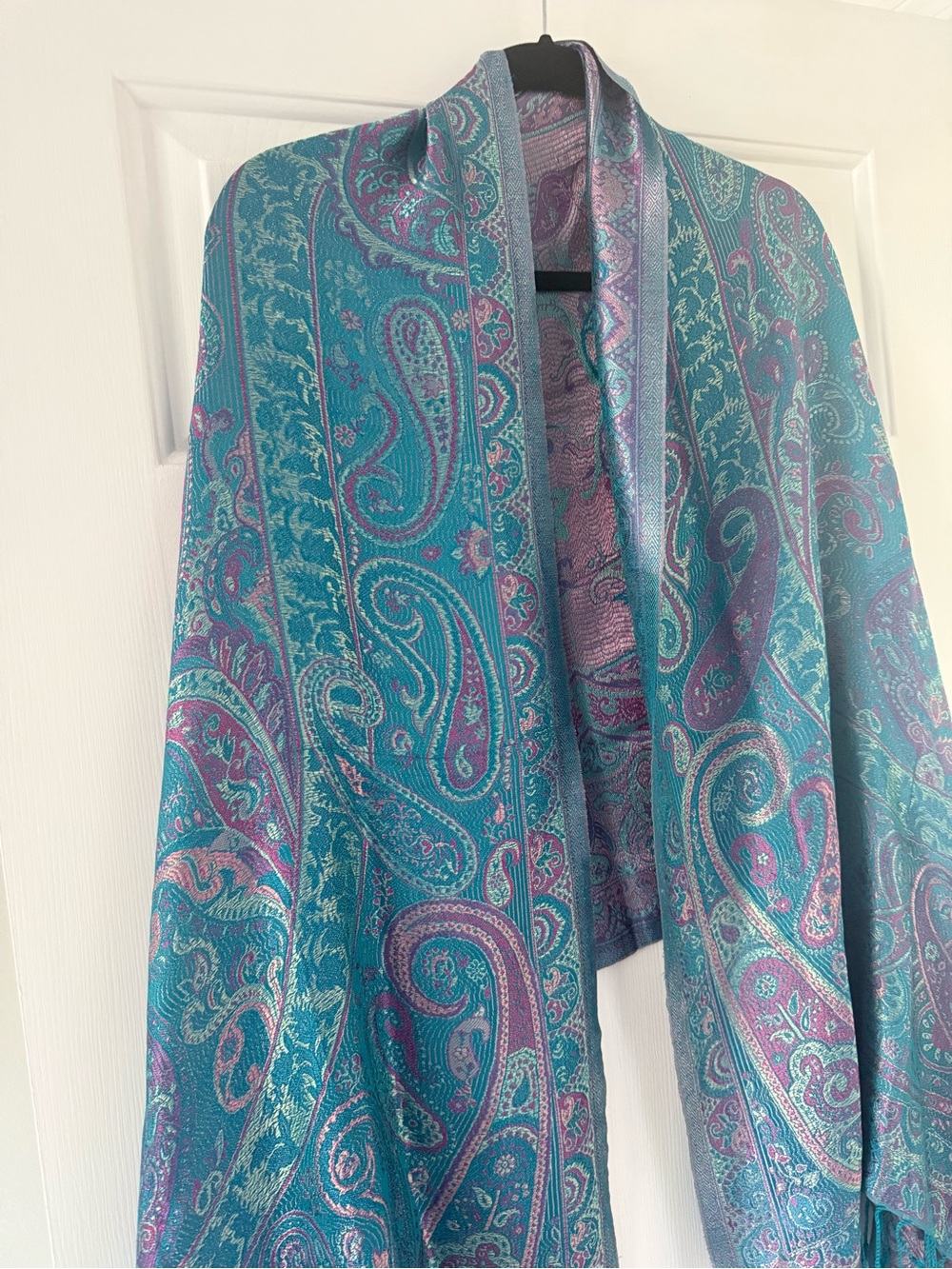 Sahara brand teal and purple paisley silk wrap shawl stole with fringe